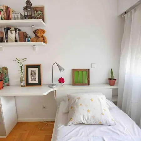 Piso Centrico, Bonito, Acogedor, Con Aire Acondicionado, Jardines Y Enfrente Piscina Municipal De Penuelas Madryt Zewnętrze zdjęcie