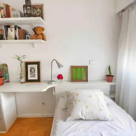 Piso Centrico, Bonito, Acogedor, Con Aire Acondicionado, Jardines Y Enfrente Piscina Municipal De Penuelas Madryt Zewnętrze zdjęcie